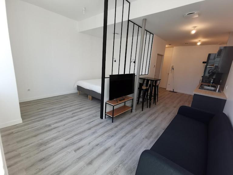 10 Rue Carnot Daire Montceau-les-Mines Dış mekan fotoğraf