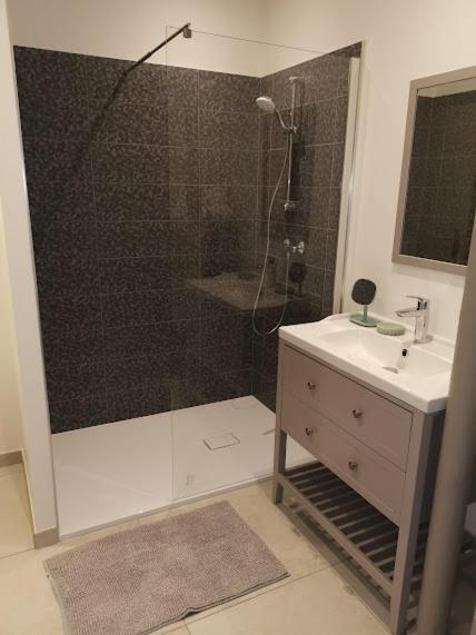 10 Rue Carnot Daire Montceau-les-Mines Dış mekan fotoğraf